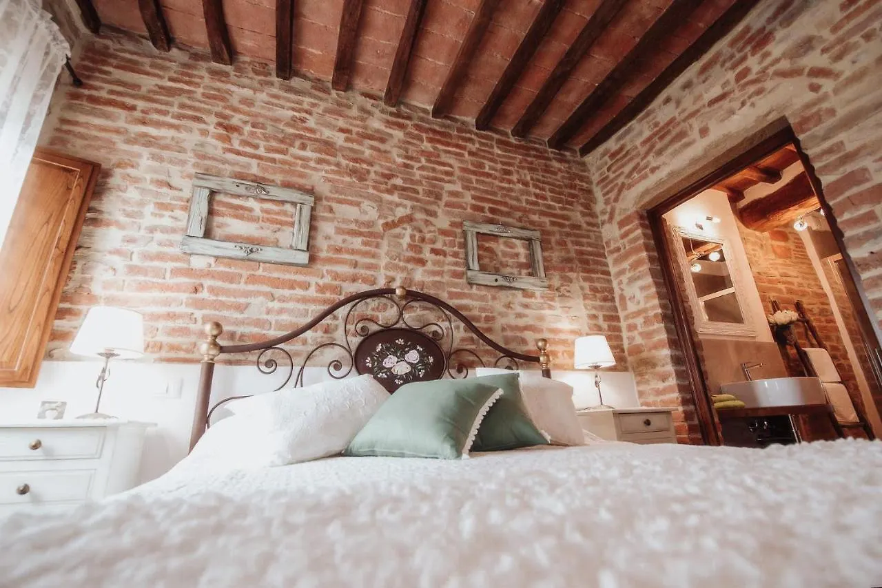 Antica Torre Del Borgo Bed & Breakfast Certaldo