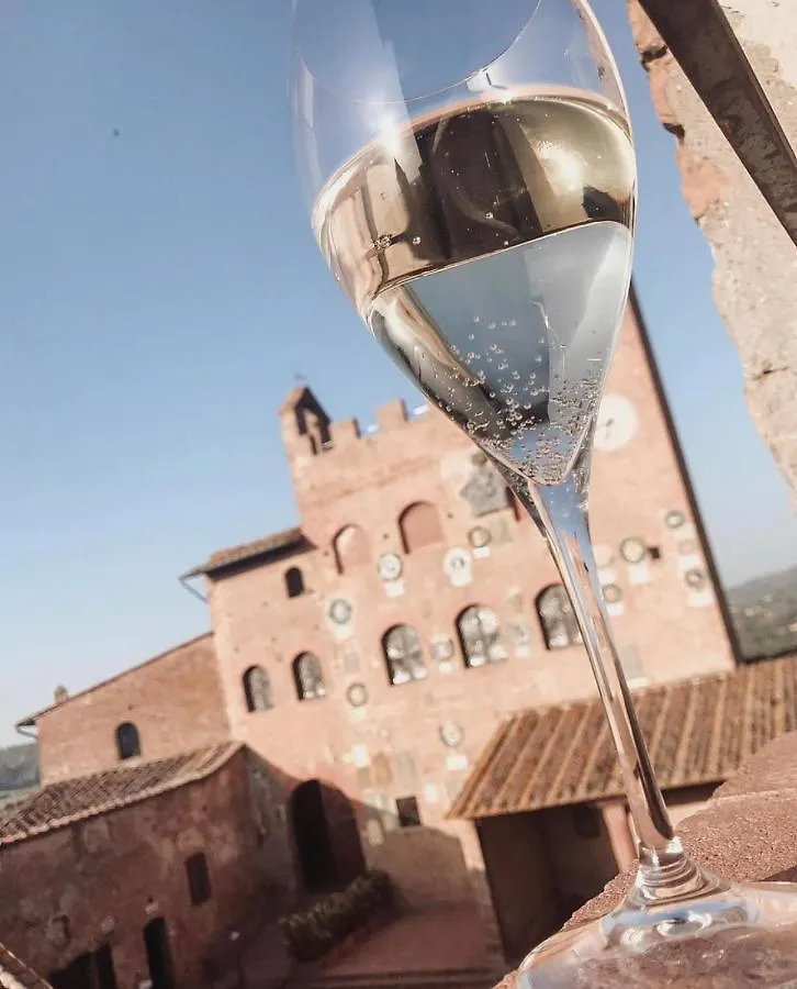 Antica Torre Del Borgo Bed & Breakfast Certaldo
