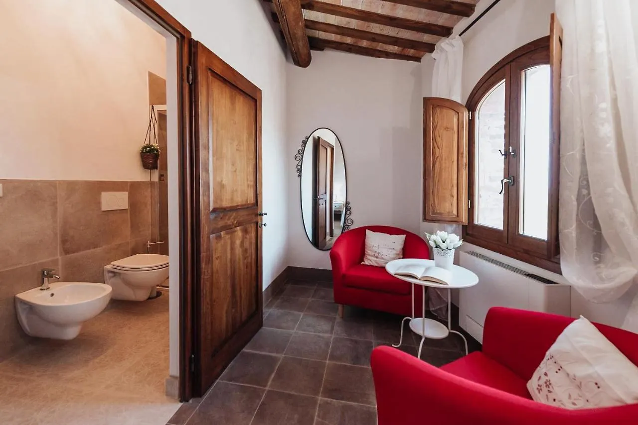 *** Couette-café Bed and Breakfast Antica Torre Del Borgo à Certaldo Italie