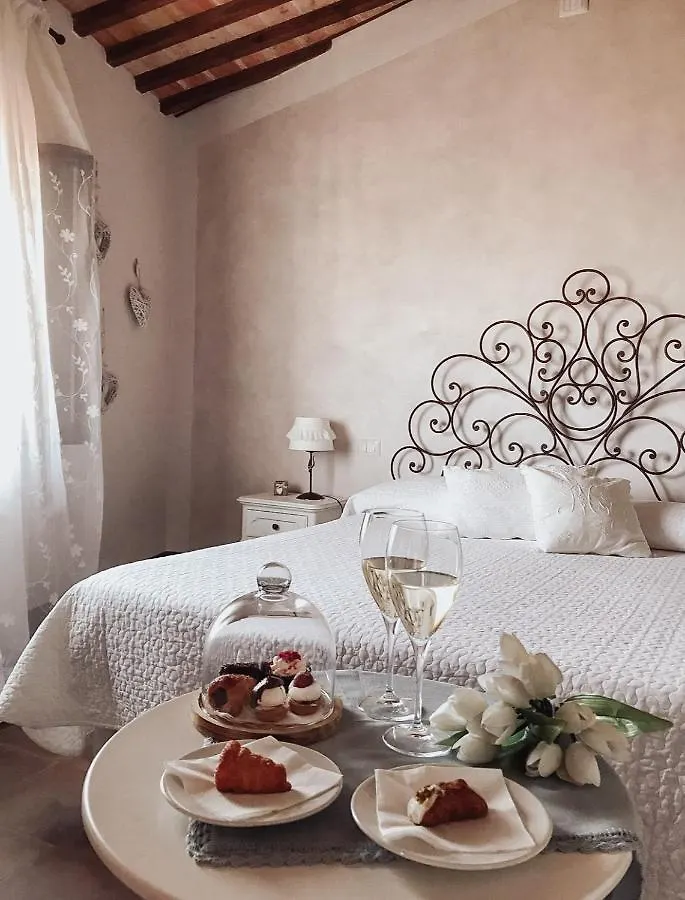 Bed and Breakfast Antica Torre Del Borgo à Certaldo Couette-café